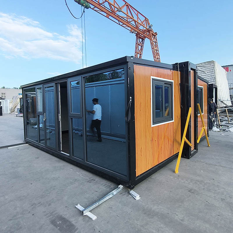 Kokie yra „Yilong Integrated Housing Technology Co., Ltd.“ pranašumai kaip konteinerių gamintojas?